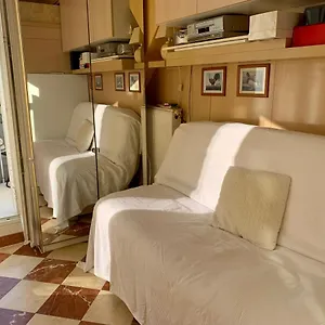 https://home-sweet-home-claridge-champs-elyses.fr-paris.fr