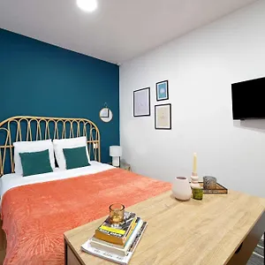 https://modern-studio-fully-renovated.fr-paris.fr